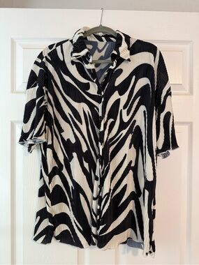 SHEIN Black and White Zebra Matching Set